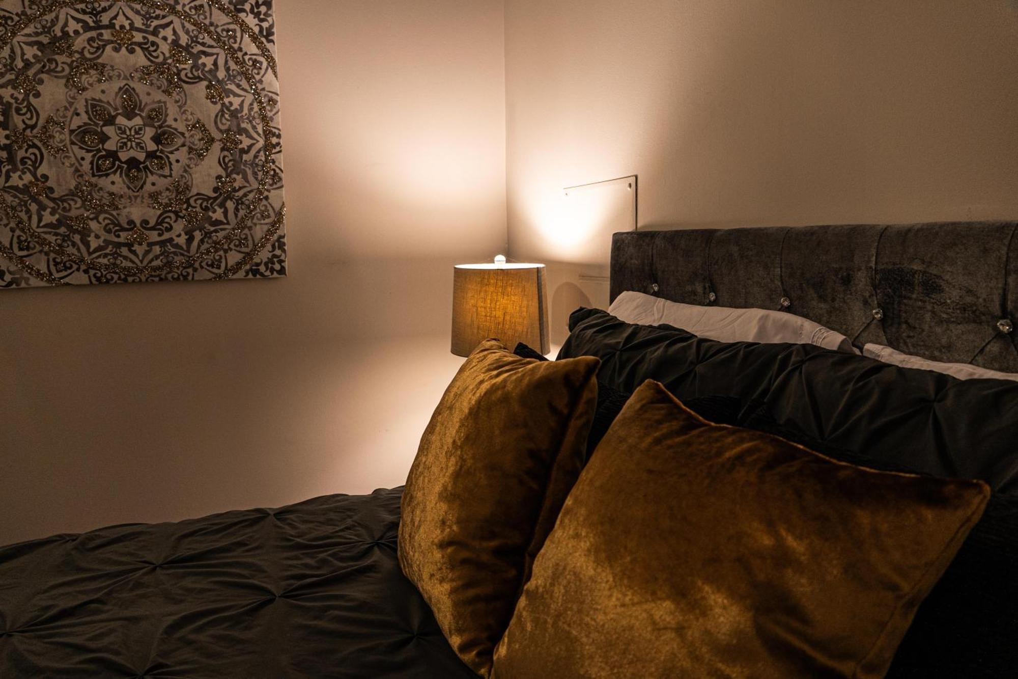 Luxery Stay Chicago - Themed Units! Close To Downtown, Mccormick Place & Wintrust Arena المظهر الخارجي الصورة