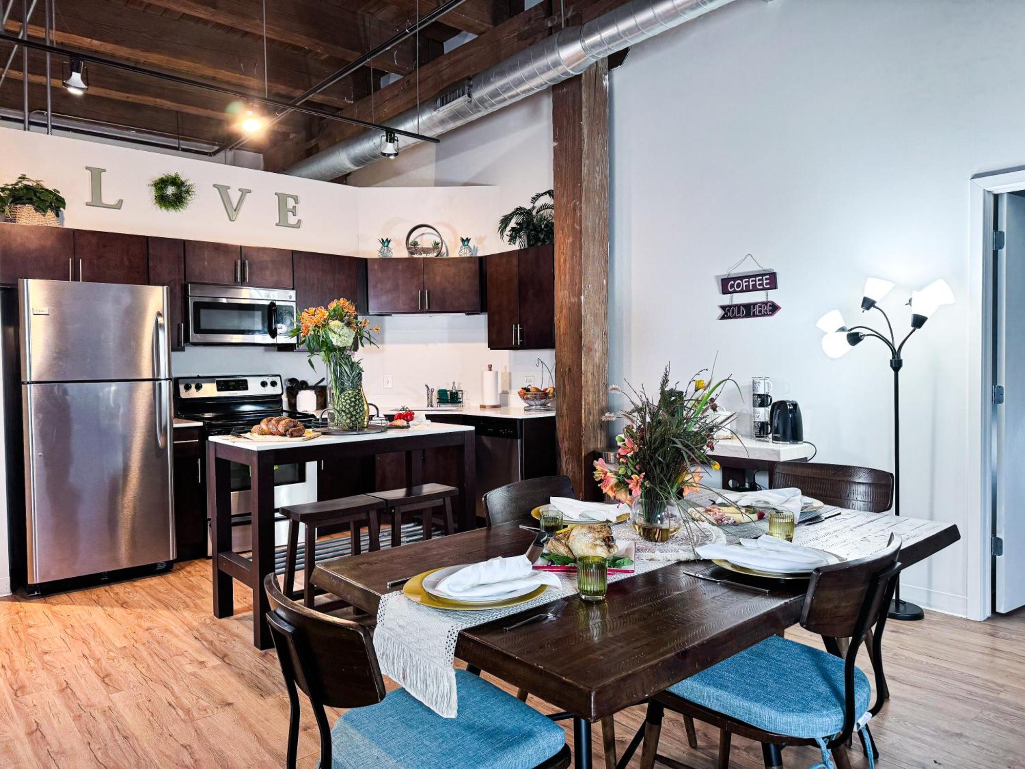 Luxery Stay Chicago - Themed Units! Close To Downtown, Mccormick Place & Wintrust Arena المظهر الخارجي الصورة