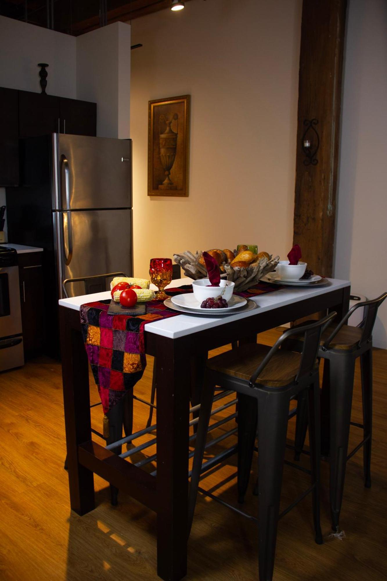 Luxery Stay Chicago - Themed Units! Close To Downtown, Mccormick Place & Wintrust Arena المظهر الخارجي الصورة